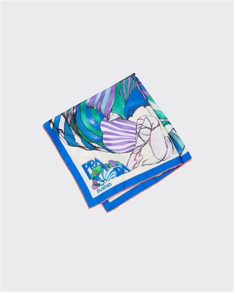 prada foular|Fantasy 55 silk foulard .